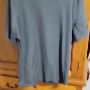 Men's Gray Shirt